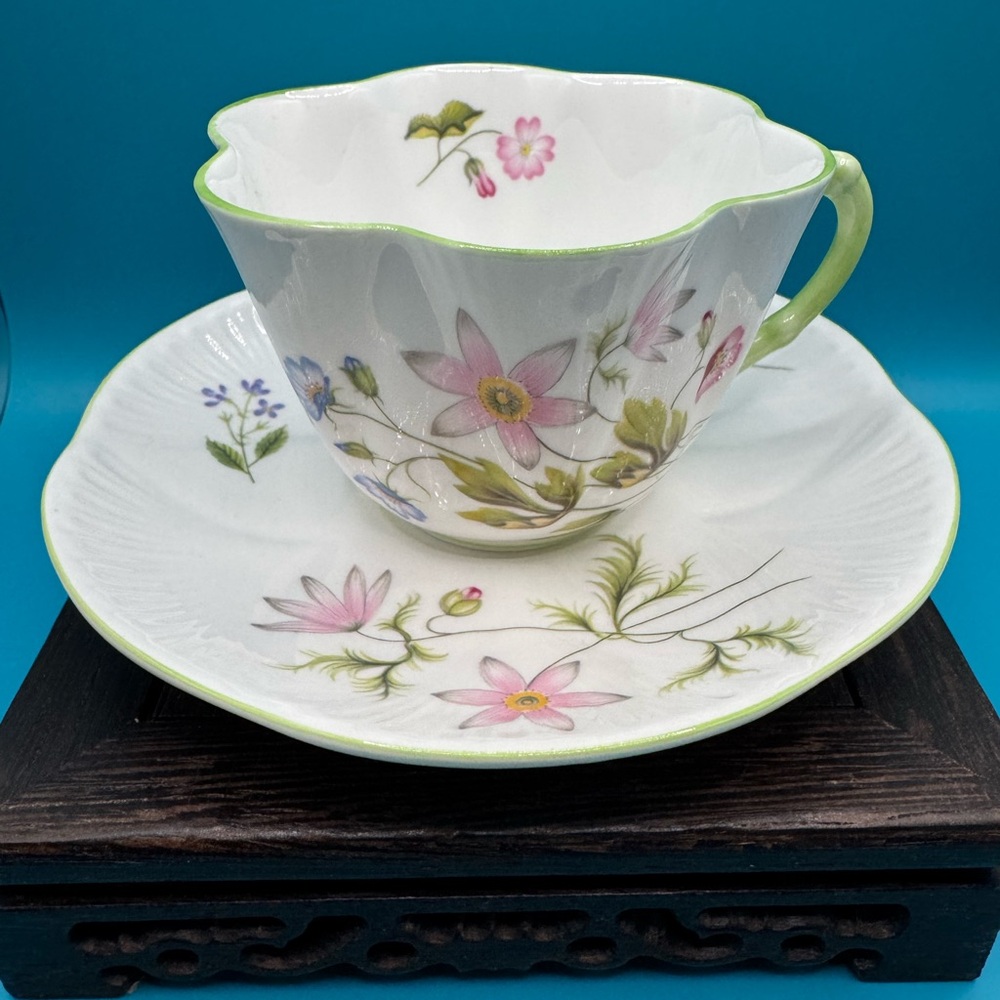 Shelley tea cups & saucers- Set of 4.